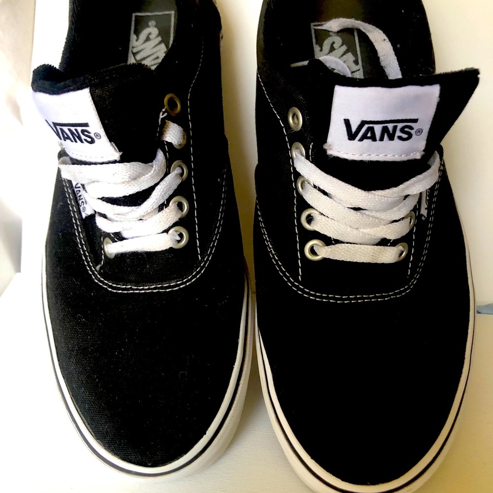 Vans Men’s size 9.5 great condition